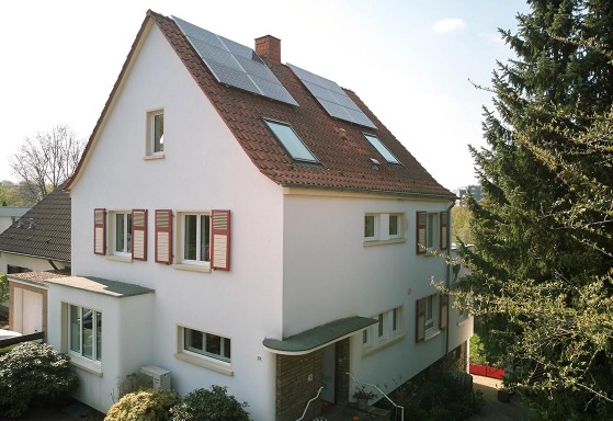 solarkollektoren auf dem dach